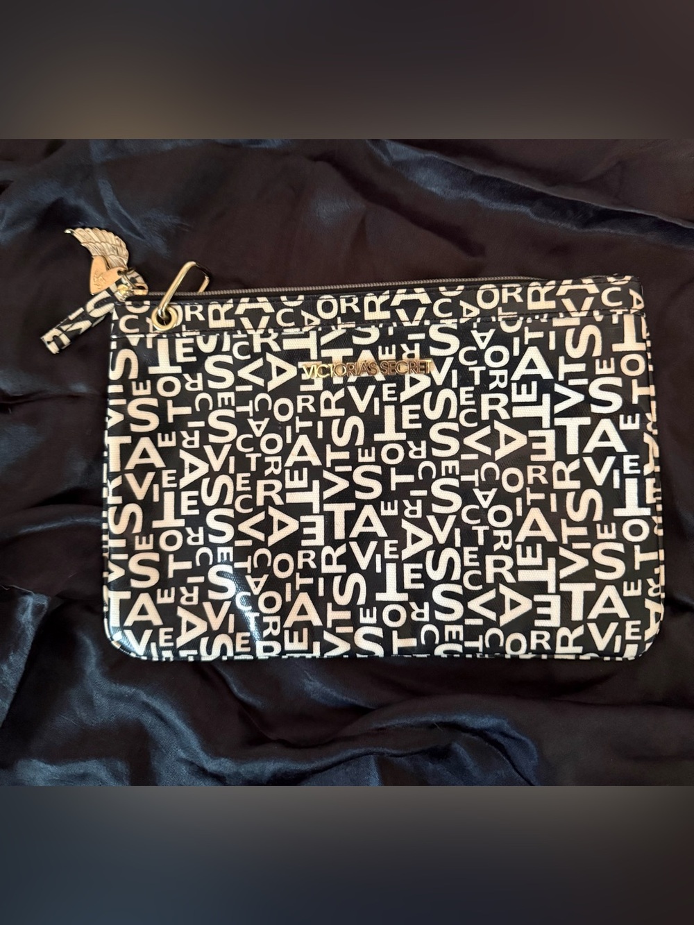 Victoria's Secret, Coated canvas wristlet clutch